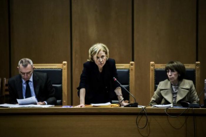 &Epsilon;&iota;&sigma;&alpha;&gamma;&gamma;&epsilon;&lambda;έ&alpha;&sigmaf; &delta;ί&kappa;&eta;&sigmaf; &Chi;&rho;&upsilon;&sigma;ή&sigmaf; &Alpha;&upsilon;&gamma;ή&sigmaf;: &Iota;&sigma;ό&beta;&iota;&alpha; &sigma;&tau;&omicron;&nu; &Rho;&omicron;&upsilon;&pi;&alpha;&kappa;&iota;ά &kappa;&alpha;&iota; 13 &chi;&rho;ό&nu;&iota;&alpha; &sigma;&tau;&eta;&nu; &eta;&gamma;&epsilon;&tau;&iota;&kappa;ή &omicron;&mu;ά&delta;&alpha;