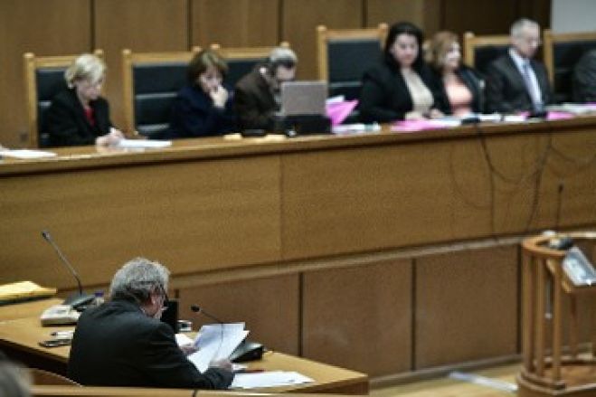 &Sigma;&upsilon;&nu;ή&gamma;&omicron;&rho;&omicron; &pi;&omicron;&lambda;&iota;&tau;&iota;&kappa;ή&sigmaf; &alpha;&gamma;&omega;&gamma;ή&sigmaf; &Pi;&Alpha;&Mu;&Epsilon;: &laquo;&Tau;&omicron; &delta;&iota;&kappa;&alpha;&sigma;&tau;ή&rho;&iota;&omicron; &delta;&epsilon;&nu; &epsilon;&xi;ά&nu;&tau;&lambda;&eta;&sigma;&epsilon; &tau;&alpha; ή&delta;&eta; &sigma;&eta;&mu;&alpha;&nu;&tau;&iota;&kappa;ά &mu;&epsilon;&iota;&omega;&mu;έ&nu;&alpha; &pi;&lambda;&alpha;ί&sigma;&iota;&alpha; &tau;&omega;&nu; &pi;&omicron;&iota;&nu;ώ&nu;&raquo;