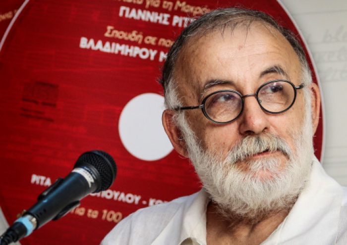 K.K. &Tau;&omicron;&upsilon;&rho;&kappa;ί&alpha;&sigmaf;: &Theta;&alpha; &theta;&upsilon;&mu;ό&mu;&alpha;&sigma;&tau;&epsilon; &tau;&omicron;&nu; &Theta;. &Mu;&iota;&kappa;&rho;&omicron;ύ&tau;&sigma;&iota;&kappa;&omicron; &gamma;&iota;&alpha; &tau;&eta; &sigma;&upsilon;&nu;&epsilon;&chi;ή &pi;ά&lambda;&eta; &tau;&omicron;&upsilon; &gamma;&iota;&alpha; έ&nu;&alpha;&nu; &kappa;&alpha;&lambda;ύ&tau;&epsilon;&rho;&omicron; &kappa;ό&sigma;&mu;&omicron;