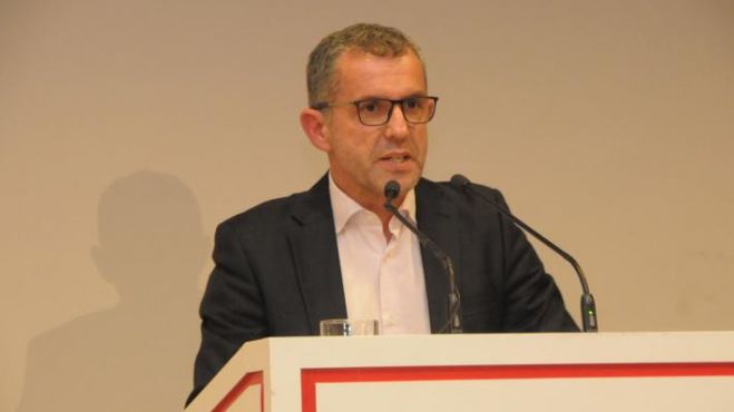 &Delta;&iota;&epsilon;&upsilon;&theta;έ&tau;&eta;&sigma;&eta; &tau;&omicron;&upsilon; &chi;&rho;ό&nu;&omicron;&upsilon; &epsilon;&rho;&gamma;&alpha;&sigma;ί&alpha;&sigmaf; ή &sigma;&upsilon;&nu;&tau;&rho;&iota;&pi;&tau;&iota;&kappa;ό &rho;ή&gamma;&mu;&alpha; &sigma;&tau;&eta;&nu; 8&omega;&rho;&eta; &alpha;&pi;&alpha;&sigma;&chi;ό&lambda;&eta;&sigma;&eta;;