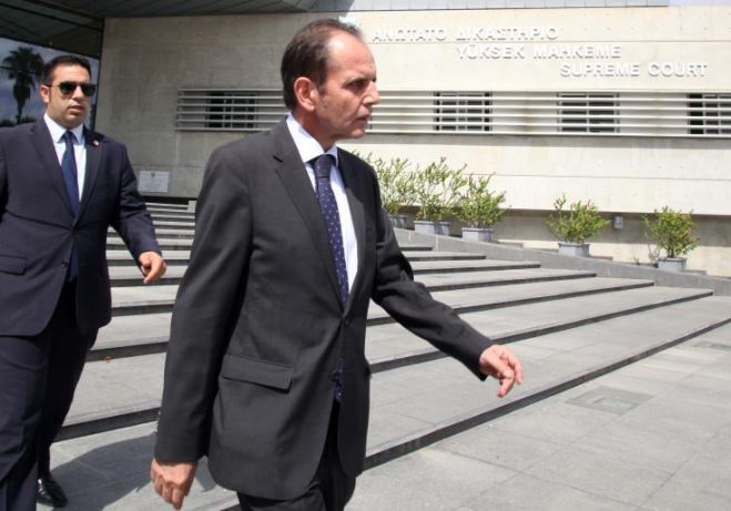 &Alpha;&pi;&omicron;&rho;&rho;ί&phi;&theta;&eta;&kappa;&alpha;&nu; ό&lambda;&epsilon;&sigmaf; &omicron;&iota; &epsilon;&phi;έ&sigma;&epsilon;&iota;&sigmaf; &tau;&omega;&nu; &kappa;&alpha;&tau;&alpha;&delta;&iota;&kappa;&alpha;&sigma;&theta;έ&nu;&tau;&omega;&nu; &sigma;&tau;&eta;&nu; &upsilon;&pi;ό&theta;&epsilon;&sigma;&eta; &Rho;. &Epsilon;&rho;&omega;&tau;&omicron;&kappa;&rho;ί&tau;&omicron;&upsilon;