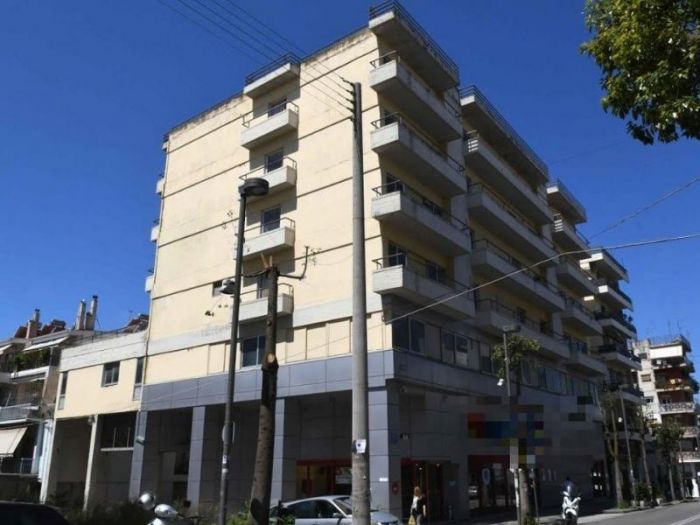 &Tau;&omicron;&nu; &pi;&rho;ώ&tau;&omicron; &xi;&epsilon;&nu;ώ&nu;&alpha; &alpha;&sigma;&tau;έ&gamma;&omega;&nu; έ&phi;&tau;&iota;&alpha;&xi;&epsilon; &omicron; &Pi;&epsilon;&lambda;&epsilon;&tau;ί&delta;&eta;&sigmaf; &sigma;&tau;&eta;&nu; &Pi;ά&tau;&rho;&alpha;