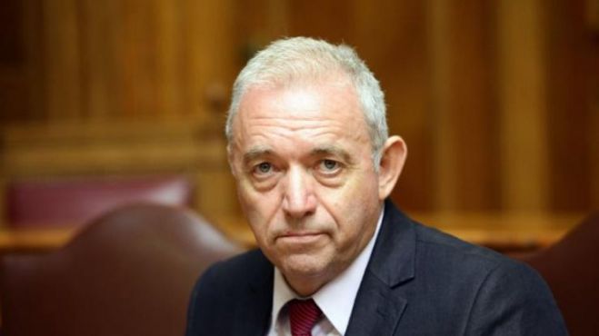 &Mu;ά&nu;&delta;&rho;&alpha; &kappa;&alpha;&iota; &Rho;&alpha;&phi;ή&nu;&alpha; &epsilon;ί&nu;&alpha;&iota; ί&delta;&iota;&epsilon;&sigmaf; &pi;&epsilon;&rho;&iota;&pi;&tau;ώ&sigma;&epsilon;&iota;&sigmaf; &pi;&omicron;&lambda;&epsilon;&omicron;&delta;&omicron;&mu;&iota;&kappa;ή&sigmaf; &kappa;&alpha;&iota; &chi;&omega;&rho;&omicron;&tau;&alpha;&xi;&iota;&kappa;ή&sigmaf; &alpha;&upsilon;&theta;&alpha;&iota;&rho;&epsilon;&sigma;ί&alpha;&sigmaf;