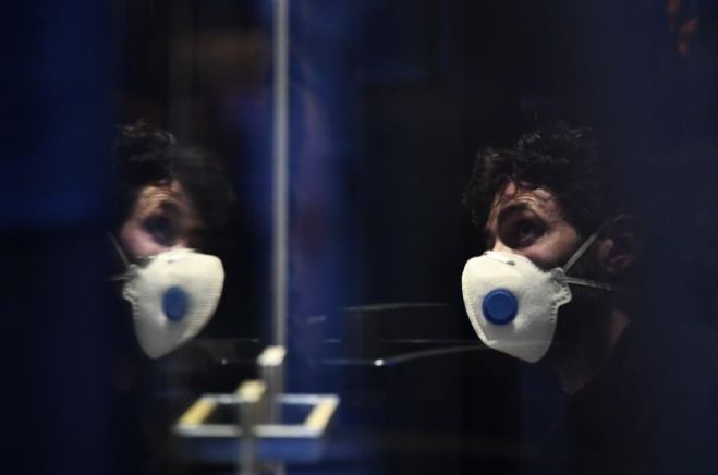&Eta; &Epsilon;&pi;&iota;&sigma;&tau;&eta;&mu;&omicron;&nu;&iota;&kappa;ή &Omicron;&mu;ά&delta;&alpha; &tau;&omicron;&upsilon; &upsilon;&pi;&omicron;&upsilon;&rho;&gamma;&epsilon;ί&omicron;&upsilon; &Upsilon;&gamma;&epsilon;ί&alpha;&sigmaf; &mu;&epsilon;&lambda;&epsilon;&tau;ά &tau;&omicron; &kappa;&iota;&nu;έ&zeta;&iota;&kappa;&omicron; &phi;ά&rho;&mu;&alpha;&kappa;&omicron;