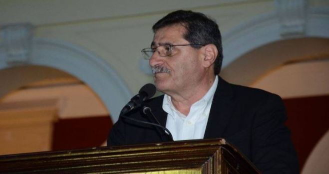 &Sigma;&upsilon;&mu;&beta;&alpha;ί&nu;&epsilon;&iota; &sigma;&tau;&eta;&nu; &Epsilon;&lambda;&lambda;ά&delta;&alpha;: &Omicron; &kappa;&upsilon;&nu;&iota;&sigma;&mu;ό&sigmaf; &tau;&omega;&nu; &chi;&omicron;&rho;&tau;ά&tau;&omega;&nu; &kappa;&alpha;&iota; &tau;&eta;&sigmaf; &epsilon;&xi;&omicron;&upsilon;&sigma;ί&alpha;&sigmaf; &tau;&omicron;&upsilon;&sigmaf;