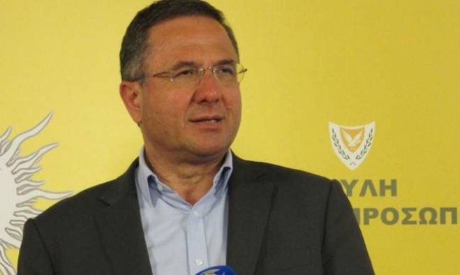&Omicron;&upsilon;&delta;&epsilon;&mu;ί&alpha; &epsilon;&upsilon;&theta;ύ&nu;&eta; &sigma;&tau;&omicron;&nu; &pi;&rho;ό&epsilon;&delta;&rho;&omicron; &Alpha;&nu;&alpha;&sigma;&tau;&alpha;&sigma;&iota;ά&delta;&eta; &sigma;&epsilon; &epsilon;&nu;&delta;&epsilon;&chi;ό&mu;&epsilon;&nu;&omicron; &nu;&alpha;&upsilon;ά&gamma;&iota;&omicron;