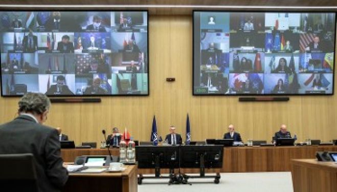 "&Pi;&alpha;&gamma;&kappa;ό&sigma;&mu;&iota;&omicron; &Nu;&Alpha;&Tau;&Omicron;" &mu;&epsilon; &tau;&iota;&sigmaf; &kappa;ά&nu;&nu;&epsilon;&sigmaf; &sigma;&tau;&rho;&alpha;&mu;&mu;έ&nu;&epsilon;&sigmaf; &sigma;&epsilon; &Rho;&omega;&sigma;ί&alpha; &kappa;&alpha;&iota; &Kappa;ί&nu;&alpha;...