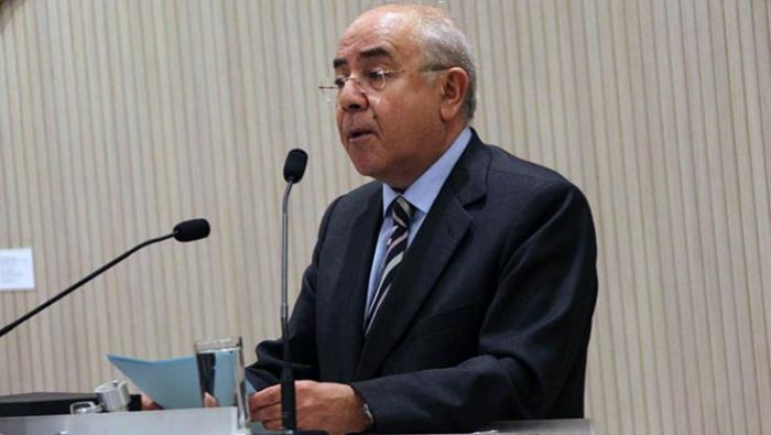 &Nu;&alpha; &alpha;&pi;&alpha;&nu;ή&sigma;&epsilon;&iota; &eta; &Epsilon;&upsilon;&rho;&omega;&pi;&alpha;ϊ&kappa;ή Έ&nu;&omega;&sigma;&eta;