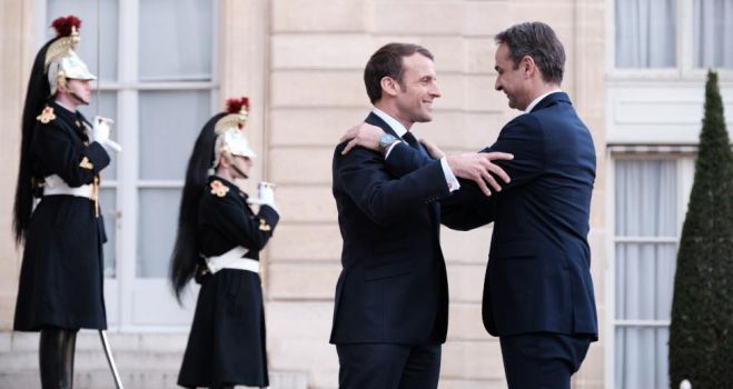 EurActiv: &Tau;&omicron; &gamma;&alpha;&lambda;&lambda;&iota;&kappa;ό &upsilon;&pi;&omicron;&upsilon;&rho;&gamma;&epsilon;ί&omicron; Ά&mu;&upsilon;&nu;&alpha;&sigmaf; &epsilon;&pi;&iota;&beta;&epsilon;&beta;&alpha;&iota;ώ&nu;&epsilon;&iota; ό&tau;&iota; &eta; &Alpha;&Omicron;&Zeta; &epsilon;ί&nu;&alpha;&iota; &epsilon;&kappa;&tau;ό&sigmaf; &epsilon;&lambda;&lambda;&eta;&nu;&omicron;&gamma;&alpha;&lambda;&lambda;&iota;&kappa;ή&sigmaf; &sigma;&upsilon;&mu;&phi;&omega;&nu;ί&alpha;&sigmaf;