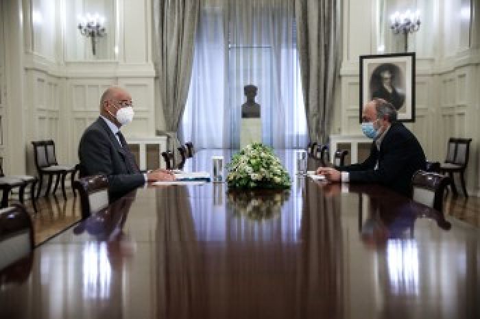 &Gamma;. &Mu;&alpha;&rho;ί&nu;&omicron;&sigmaf;: &Tau;&omicron; &Kappa;&Kappa;&Epsilon; &alpha;&nu;&tau;&iota;&tau;ί&theta;&epsilon;&tau;&alpha;&iota; &sigma;&epsilon; &kappa;ά&theta;&epsilon; &delta;&iota;&chi;&omicron;&tau;&omicron;&mu;&iota;&kappa;ή &lambda;ύ&sigma;&eta; &sigma;&tau;&omicron; &Kappa;&upsilon;&pi;&rho;&iota;&alpha;&kappa;ό