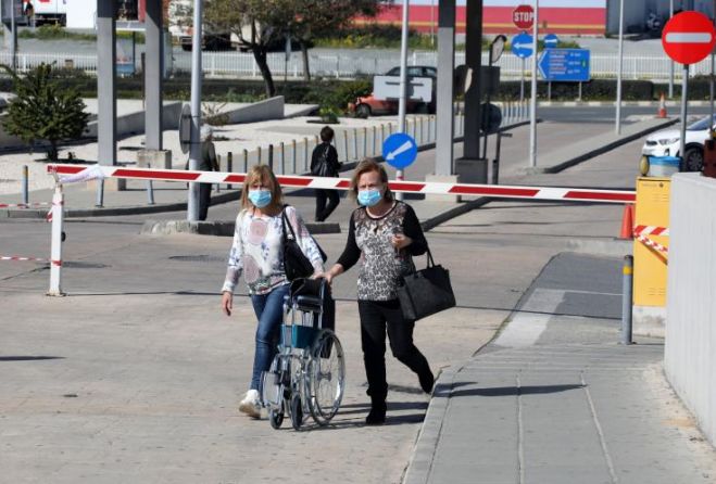 &Kappa;ύ&pi;&rho;&omicron;&sigmaf;: &Mu;ό&nu;&omicron; 12 &tau;&alpha; &nu;έ&alpha; &epsilon;&pi;&iota;&beta;&epsilon;&beta;&alpha;&iota;&omega;&mu;έ&nu;&alpha; &pi;&epsilon;&rho;&iota;&sigma;&tau;&alpha;&tau;&iota;&kappa;ά &alpha;&pi;ό 1.325 &epsilon;&rho;&gamma;&alpha;&sigma;&tau;&eta;&rho;&iota;&alpha;&kappa;έ&sigmaf; &delta;&iota;&alpha;&gamma;&nu;ώ&sigma;&epsilon;&iota;&sigmaf;