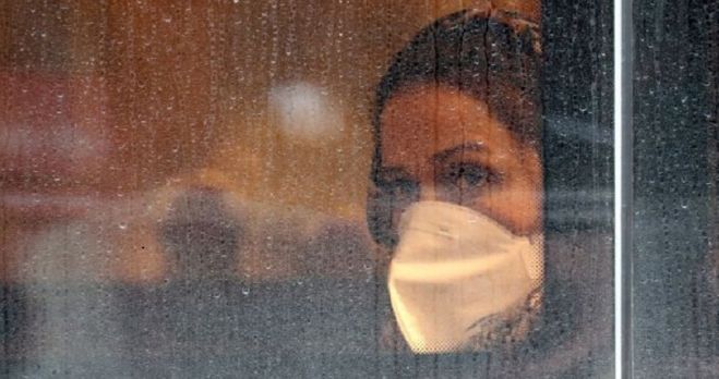 &Kappa;&omicron;&rho;&omega;&nu;&omicron;ϊό&sigmaf;: &Sigma;&chi;&epsilon;&delta;ό&nu; 1,5 &epsilon;&kappa;. ά&nu;&theta;&rho;&omega;&pi;&omicron;&iota; έ&chi;&omicron;&upsilon;&nu; &chi;ά&sigma;&epsilon;&iota; &tau;&eta; &zeta;&omega;ή &tau;&omicron;&upsilon;&sigmaf; &pi;&alpha;&gamma;&kappa;ό&sigma;&mu;&iota;&alpha;