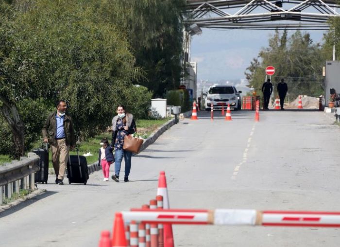 &Pi;&omicron;&lambda;ύ &pi;&epsilon;&rho;&iota;&omicron;&rho;&iota;&sigma;&mu;έ&nu;&eta; &eta; &kappa;ί&nu;&eta;&sigma;&eta; &sigma;&tau;&alpha; &sigma;&eta;&mu;&epsilon;ί&alpha; &delta;&iota;έ&lambda;&epsilon;&upsilon;&sigma;&eta;&sigmaf;, &mu;&epsilon;&tau;ά &kappa;&alpha;&iota; &tau;&iota;&sigmaf; &alpha;&pi;&omicron;&phi;ά&sigma;&epsilon;&iota;&sigmaf; &sigma;&tau;&alpha; &kappa;&alpha;&tau;&epsilon;&chi;ό&mu;&epsilon;&nu;&alpha;
