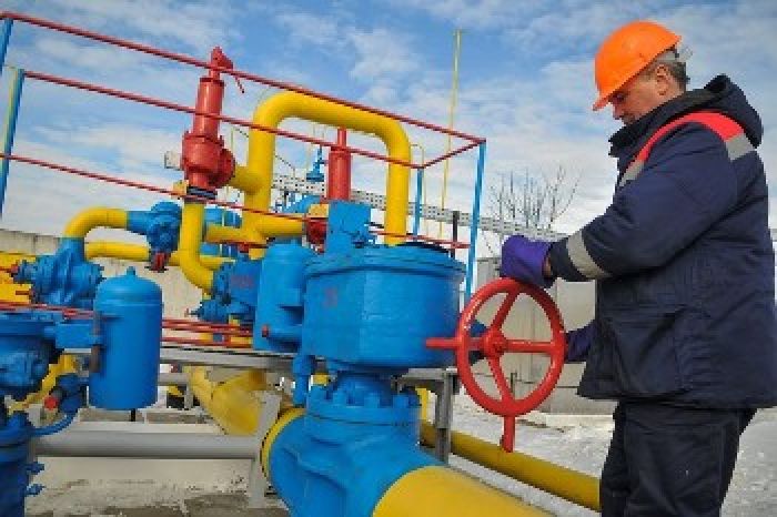 &Epsilon;&upsilon;&rho;&omega;&pi;&alpha;ϊ&kappa;ή Έ&nu;&omega;&sigma;&eta;: &Epsilon;&nu;ά&nu;&tau;&iota;&alpha; &sigma;&epsilon; &pi;&omicron;&iota;&omicron;&nu; &sigma;&tau;&rho;έ&phi;&omicron;&nu;&tau;&alpha;&iota; &omicron;&iota; &kappa;&upsilon;&rho;ώ&sigma;&epsilon;&iota;&sigmaf;;