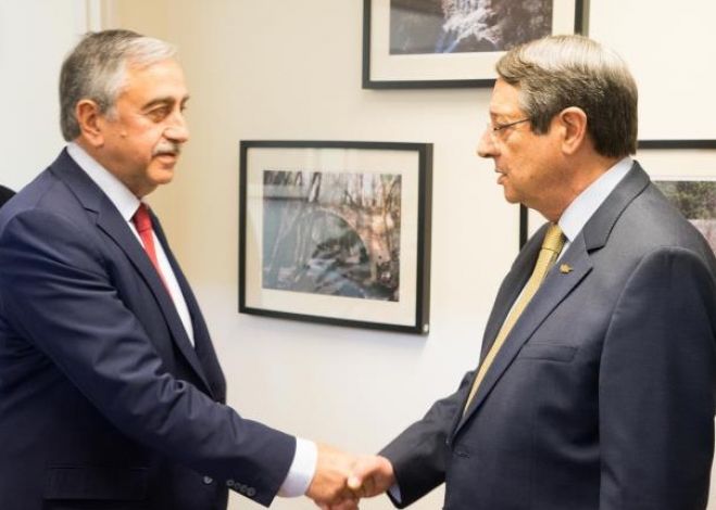 &Omicron; &phi;ό&beta;&omicron;&sigmaf; &tau;&omicron;&upsilon; &kappa;&omicron;&rho;&omega;&nu;&omicron;ϊ&omicron;ύ &phi;έ&rho;&nu;&epsilon;&iota; &sigma;&upsilon;&nu;ά&nu;&tau;&eta;&sigma;&eta; &Alpha;&nu;&alpha;&sigma;&tau;&alpha;&sigma;&iota;ά&delta;&eta; - &Alpha;&kappa;&iota;&nu;&tau;&zeta;ί