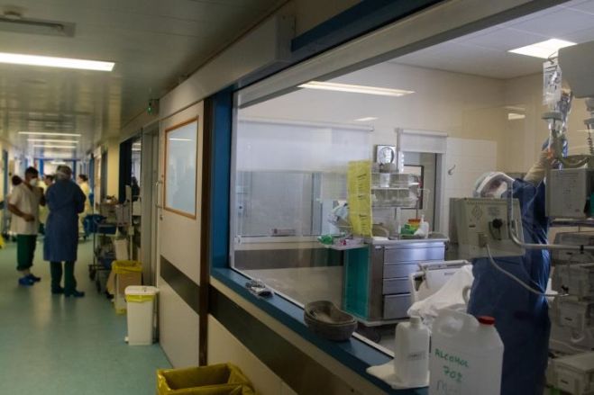 &Kappa;ύ&pi;&rho;&omicron;&sigmaf;: &Alpha;&kappa;ό&mu;&eta; έ&nu;&alpha;&sigmaf; &theta;ά&nu;&alpha;&tau;&omicron;&sigmaf; &kappa;&alpha;&iota; 40 &nu;έ&alpha; &epsilon;&pi;&iota;&beta;&epsilon;&beta;&alpha;&iota;&omega;&mu;έ&nu;&alpha; &kappa;&rho;&omicron;ύ&sigma;&mu;&alpha;&tau;&alpha;