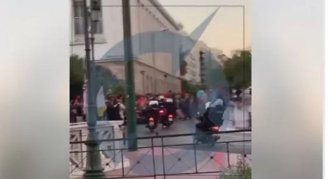 &Epsilon;&lambda;&lambda;ά&delta;&alpha; 2020: &Alpha;&sigma;&tau;&upsilon;&nu;&omicron;&mu;&iota;&kappa;&omicron;ί &pi;έ&phi;&tau;&omicron;&upsilon;&nu; &mu;&epsilon; &tau;&iota;&sigmaf; &mu;&eta;&chi;&alpha;&nu;έ&sigmaf; &sigma;&epsilon; &mu;&pi;&lambda;&omicron;&kappa; &delta;&iota;&alpha;&delta;&eta;&lambda;&omega;&tau;ώ&nu;!