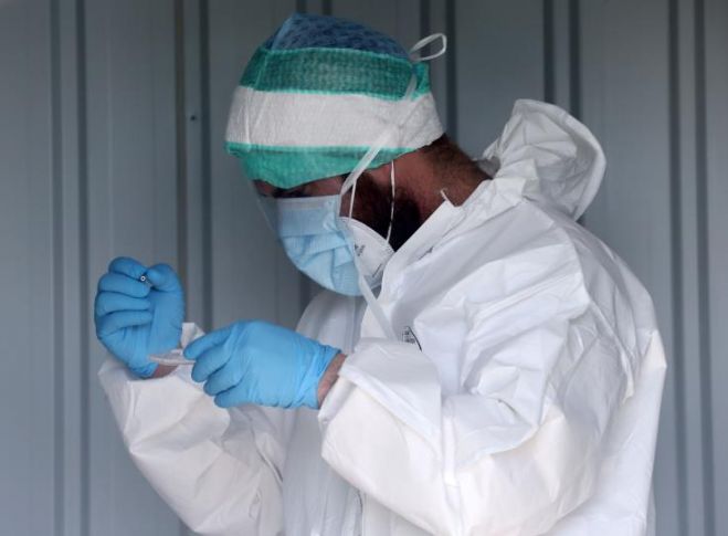 &Kappa;ύ&pi;&rho;&omicron;&sigmaf;: Έ&nu;&alpha;&sigmaf; &alpha;&kappa;ό&mu;&alpha; &theta;ά&nu;&alpha;&tau;&omicron;&sigmaf; &kappa;&alpha;&iota; 9 &nu;έ&alpha; &pi;&epsilon;&rho;&iota;&sigma;&tau;&alpha;&tau;&iota;&kappa;ά &kappa;&omicron;&rho;&omega;&nu;&omicron;ϊ&omicron;ύ &alpha;&nu;&alpha;&kappa;&omicron;&iota;&nu;ώ&theta;&eta;&kappa;&alpha;&nu; &sigma;ή&mu;&epsilon;&rho;&alpha;