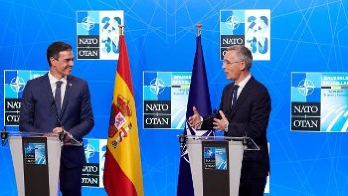&Alpha;&nu;&theta;&rho;ώ&pi;&iota;&nu;&omicron;&sigmaf; &delta;&epsilon;&nu; &gamma;ί&nu;&epsilon;&tau;&alpha;&iota; &omicron; &kappa;&alpha;&pi;&iota;&tau;&alpha;&lambda;&iota;&sigma;&mu;ό&sigmaf;