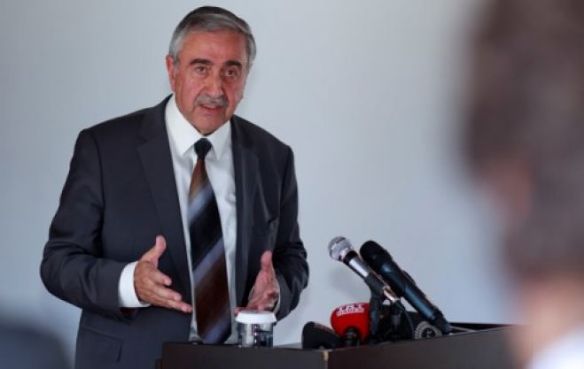 &Epsilon;&mu;&mu;έ&nu;&epsilon;&iota; &sigma;&tau;&iota;&sigmaf; &epsilon;&gamma;&gamma;&upsilon;ή&sigma;&epsilon;&iota;&sigmaf; &kappa;&alpha;&iota; &pi;&alpha;&rho;&omicron;&upsilon;&sigma;ί&alpha; &tau;&omicron;&upsilon;&rho;&kappa;&iota;&kappa;&omicron;ύ &sigma;&tau;&rho;&alpha;&tau;&omicron;ύ, &omicron; &Alpha;&kappa;&iota;&nu;&tau;&zeta;ί