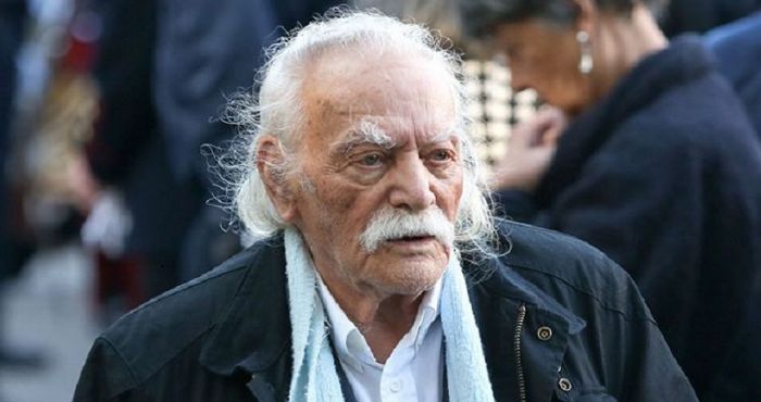 &Pi;έ&nu;&tau;&epsilon; &chi;&rho;ό&nu;&iota;&alpha; &chi;&omega;&rho;ί&sigmaf; &tau;&omicron;&nu; &Mu;&alpha;&nu;ώ&lambda;&eta; &Gamma;&lambda;έ&zeta;&omicron;