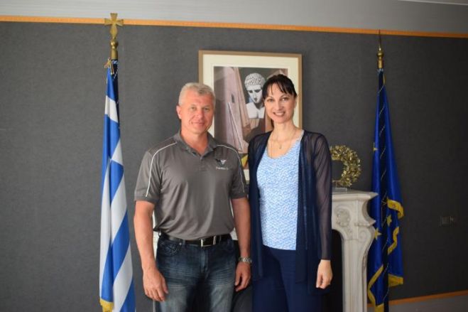 &Eta; &Epsilon;&lambda;&lambda;ά&delta;&alpha; &epsilon;&xi;&epsilon;&lambda;ί&sigma;&sigma;&epsilon;&tau;&alpha;&iota; &sigma;&epsilon; &kappa;έ&nu;&tau;&rho;&omicron; &alpha;&pi;&omicron;&kappa;&alpha;&tau;ά&sigma;&tau;&alpha;&sigma;&eta;&sigmaf; &Rho;ώ&sigma;&omega;&nu; &kappa;&omicron;&sigma;&mu;&omicron;&nu;&alpha;&upsilon;&tau;ώ&nu;