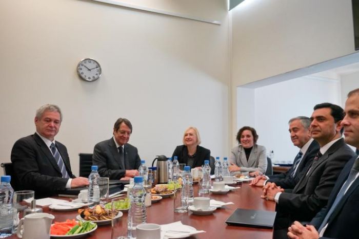 &Nu;έ&alpha; &sigma;&upsilon;&nu;ά&nu;&tau;&eta;&sigma;&eta; έ&chi;&omicron;&upsilon;&nu; &sigma;ή&mu;&epsilon;&rho;&alpha; &omicron;&iota; &delta;&iota;&alpha;&pi;&rho;&alpha;&gamma;&mu;&alpha;&tau;&epsilon;&upsilon;&tau;έ&sigmaf; &gamma;&iota;&alpha; &pi;&rho;&omicron;&gamma;&rho;&alpha;&mu;&mu;&alpha;&tau;&iota;&sigma;&mu;ό