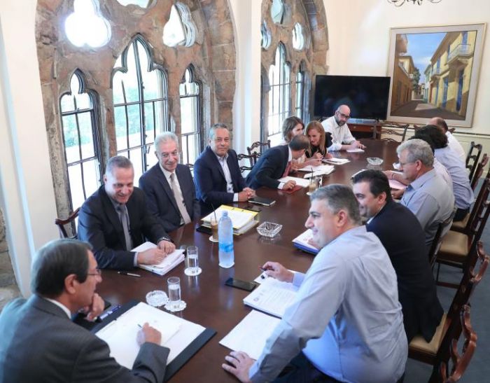 Έ&mu;&mu;&epsilon;&sigma;&epsilon;&sigmaf; &alpha;&pi;&epsilon;&iota;&lambda;έ&sigmaf; &kappa;&upsilon;&beta;&epsilon;&rho;&nu;&eta;&tau;&iota;&kappa;&omicron;ύ &Epsilon;&kappa;&pi;&rho;&omicron;&sigma;ώ&pi;&omicron;&upsilon; &pi;&rho;&omicron;&sigmaf; &tau;&iota;&sigmaf; &epsilon;&kappa;&pi;&alpha;&iota;&delta;&epsilon;&upsilon;&tau;&iota;&kappa;έ&sigmaf; &omicron;&rho;&gamma;&alpha;&nu;ώ&sigma;&epsilon;&iota;&sigmaf;!