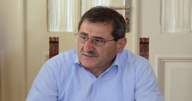 &Epsilon;&lambda;&lambda;ά&delta;&alpha;: &laquo;&Omicron; &pi;&alpha;&tau;&rho;&alpha;ϊ&kappa;ό&sigmaf; &lambda;&alpha;ό&sigmaf; &gamma;&nu;&omega;&rho;ί&zeta;&epsilon;&iota; &tau;&omicron;&nu; &delta;ή&mu;&alpha;&rho;&chi;&omicron; &tau;&omicron;&upsilon;&raquo;...