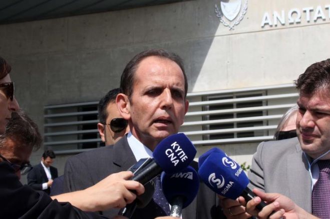 &Sigma;&tau;&iota;&sigmaf; 24 &Alpha;&pi;&rho;&iota;&lambda;ί&omicron;&upsilon; &eta; &kappa;&alpha;&tau;&alpha;&chi;ώ&rho;&eta;&sigma;&eta; έ&nu;&sigma;&tau;&alpha;&sigma;&eta;&sigmaf; &sigma;&tau;&eta;&nu; &alpha;ί&tau;&eta;&sigma;&eta; &Rho;ί&kappa;&kappa;&omicron;&upsilon;