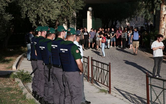 &Mu;&epsilon; &tau;&omicron;&nu; &tau;&rho;ό&pi;&omicron; &kappa;&alpha;&iota; &tau;&eta;&nu; &mu;έ&theta;&omicron;&delta;&omicron; &sigma;&upsilon;&mu;&mu;&omicron;&rho;ί&alpha;&sigmaf;&hellip;.