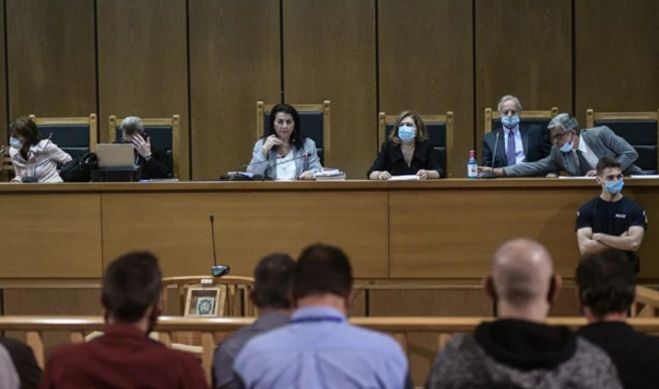 &Epsilon;&phi;&epsilon;&tau;&epsilon;ί&omicron;: &Tau;&omicron; &delta;&iota;&epsilon;&upsilon;&theta;&upsilon;&nu;&tau;ή&rho;&iota;&omicron; &tau;&omega;&nu; &nu;&alpha;&zeta;ί &tau;&eta;&sigmaf; &Chi;&rho;&upsilon;&sigma;ή&sigmaf; &Alpha;&upsilon;&gamma;ή&sigmaf; &sigma;&tau;&eta; &phi;&upsilon;&lambda;&alpha;&kappa;ή