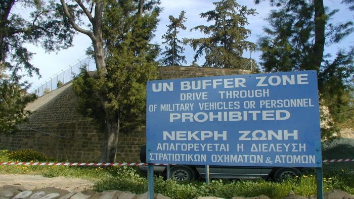 &Sigma;&tau;&iota;&sigmaf; 3 &Nu;&omicron;&epsilon;&mu;&beta;&rho;ί&omicron;&upsilon; &eta; ά&tau;&upsilon;&pi;&eta; &sigma;&upsilon;&nu;ά&nu;&tau;&eta;&sigma;&eta; &Alpha;&nu;&alpha;&sigma;&tau;&alpha;&sigma;&iota;ά&delta;&eta; - &Tau;&alpha;&tau;ά&rho;