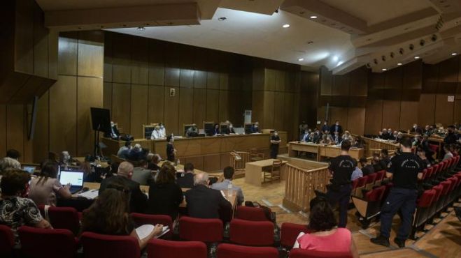 &Tau;&eta; &Delta;&epsilon;&upsilon;&tau;έ&rho;&alpha; &eta; &alpha;&pi;ό&phi;&alpha;&sigma;&eta; &tau;&omicron;&upsilon; &delta;&iota;&kappa;&alpha;&sigma;&tau;&eta;&rho;ί&omicron;&upsilon; &gamma;&iota;&alpha; &tau;&alpha; &epsilon;&lambda;&alpha;&phi;&rho;&upsilon;&nu;&tau;&iota;&kappa;ά &tau;&omega;&nu; &chi;&rho;&upsilon;&sigma;&alpha;&upsilon;&gamma;&iota;&tau;ώ&nu;