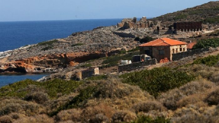 &Epsilon;&lambda;&lambda;ά&delta;&alpha;: Έ&chi;&tau;&iota;&sigma;&alpha;&nu; &alpha;&upsilon;&theta;&alpha;ί&rho;&epsilon;&tau;&alpha; &mu;&epsilon; &upsilon;&lambda;&iota;&kappa;ά &alpha;&pi;ό &tau;&alpha; &iota;&sigma;&tau;&omicron;&rho;&iota;&kappa;ά &kappa;&tau;ί&sigma;&mu;&alpha;&tau;&alpha; &tau;&omicron;&upsilon; &kappa;&omicron;&lambda;&alpha;&sigma;&tau;&eta;&rho;ί&omicron;&upsilon; &sigma;&tau;&eta; &Mu;&alpha;&kappa;&rho;ό&nu;&eta;&sigma;&omicron;!