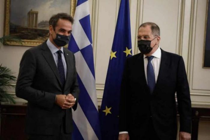 &Tau;&alpha;&hellip; &Alpha;&mu;&epsilon;&rho;&iota;&kappa;&alpha;&nu;ά&kappa;&iota;&alpha; &kappa;&alpha;&iota; &omicron; &Lambda;&alpha;&beta;&rho;ό&phi;