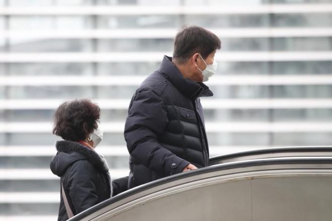 &Lambda;&epsilon;&omega;&nu;ί&delta;&alpha;&sigmaf; &Phi;&upsilon;&lambda;&alpha;&kappa;&tau;&omicron;ύ: &Chi;&rho;ή&sigma;&iota;&mu;&omicron; &epsilon;&rho;&gamma;&alpha;&lambda;&epsilon;ί&omicron; &eta; &alpha;&lambda;&lambda;&eta;&lambda;&omicron;&epsilon;&nu;&eta;&mu;έ&rho;&omega;&sigma;&eta; &gamma;&iota;&alpha; &kappa;&omicron;&rho;&omega;&nu;&omicron;ϊό