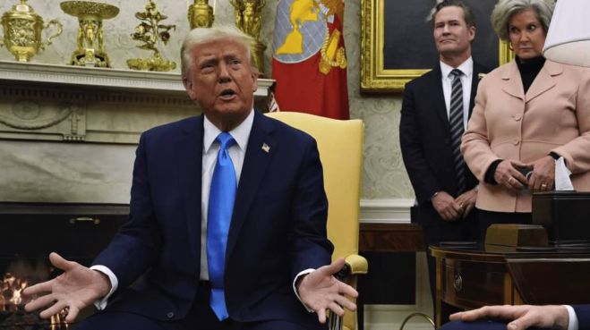 &Epsilon;&theta;&nu;&omicron;&kappa;ά&theta;&alpha;&rho;&sigma;&eta;: &Eta; &nu;έ&alpha; &mu;&pi;ί&zeta;&nu;&alpha; &tau;&omicron;&upsilon; &Tau;&rho;&alpha;&mu;&pi; &sigma;&tau;&eta; &Gamma;ά&zeta;&alpha;