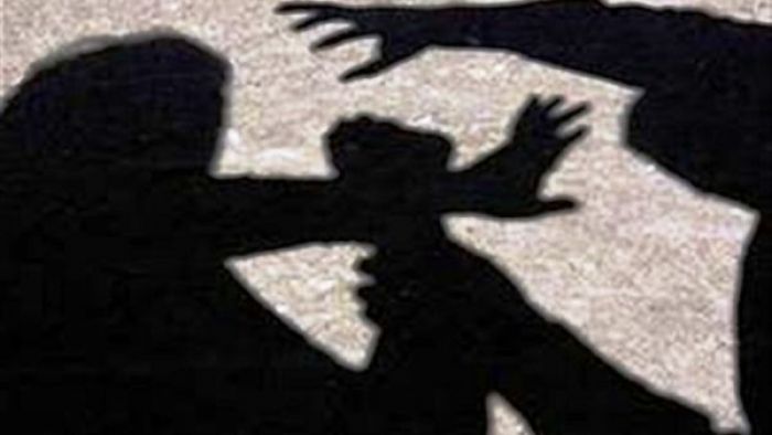 &Sigma;&tau;&eta;&nu; &Kappa;&rho;ή&tau;&eta;: Ά&gamma;&rho;&iota;&alpha; &rho;&alpha;&tau;&sigma;&iota;&sigma;&tau;&iota;&kappa;ή &epsilon;&pi;ί&theta;&epsilon;&sigma;&eta; &sigma;&epsilon; &mu;&epsilon;&tau;&alpha;&nu;ά&sigma;&tau;&epsilon;&sigmaf; &epsilon;&rho;&gamma;ά&tau;&epsilon;&sigmaf;