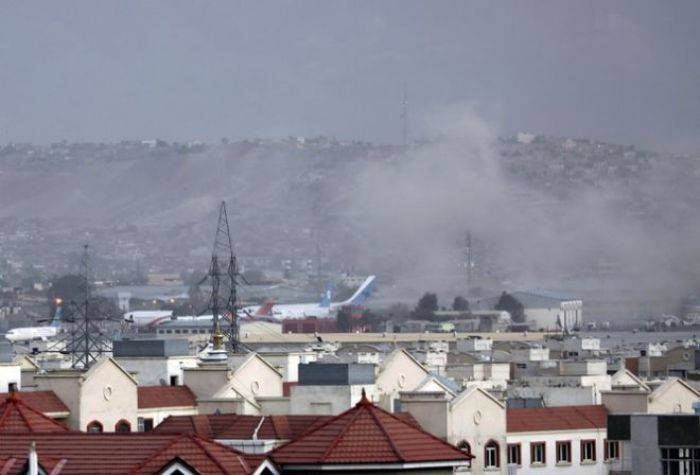 &Pi;ά&nu;&omega; &alpha;&pi;ό 100 &nu;&epsilon;&kappa;&rho;&omicron;ί &alpha;&pi;ό &tau;&eta;&nu; &beta;&omicron;&mu;&beta;&iota;&sigma;&tau;&iota;&kappa;ή &epsilon;&pi;ί&theta;&epsilon;&sigma;&eta; &sigma;&tau;&omicron; &alpha;&epsilon;&rho;&omicron;&delta;&rho;ό&mu;&iota;&omicron; &tau;&eta;&sigmaf; &Kappa;&alpha;&mu;&pi;&omicron;ύ&lambda;