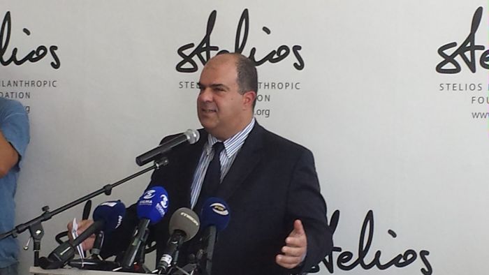 &Pi;&omicron;&sigma;ό &euro;750.000 &gamma;&iota;&alpha; &beta;&rho;&alpha;&beta;&epsilon;ί&alpha; &sigma;&epsilon; 75 &delta;&iota;&kappa;&omicron;&iota;&nu;&omicron;&tau;&iota;&kappa;έ&sigmaf; &omicron;&mu;ά&delta;&epsilon;&sigmaf;