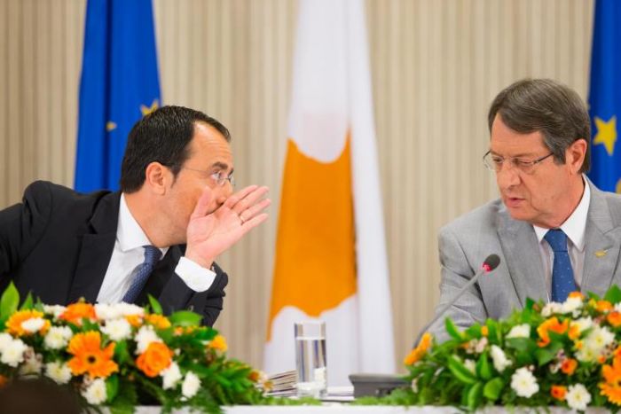 &Delta;&epsilon;&nu; &upsilon;&pi;ή&rho;&xi;&epsilon; &omicron;&pi;&omicron;&iota;&alpha;&delta;ή&pi;&omicron;&tau;&epsilon; &zeta;&eta;&mu;&iota;ά &gamma;&iota;&alpha; &tau;&eta;&nu; &epsilon;/&kappa; &pi;&lambda;&epsilon;&upsilon;&rho;ά &alpha;&pi;ό &tau;&iota;&sigmaf; &sigma;&upsilon;&nu;&omicron;&mu;&iota;&lambda;ί&epsilon;&sigmaf;