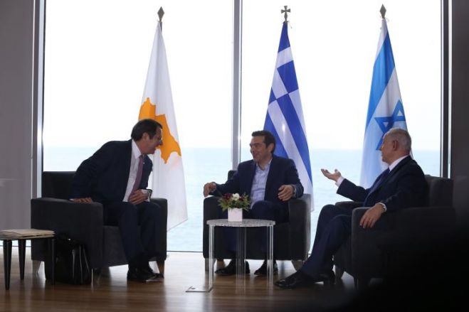 &Tau;&rho;&iota;&mu;&epsilon;&rho;ή&sigmaf; &Epsilon;&lambda;&lambda;ά&delta;&alpha;&sigmaf; - &Kappa;ύ&pi;&rho;&omicron;&upsilon; - &Iota;&sigma;&rho;&alpha;ή&lambda; &sigma;&tau;&eta; &Theta;&epsilon;&sigma;&sigma;&alpha;&lambda;&omicron;&nu;ί&kappa;&eta;