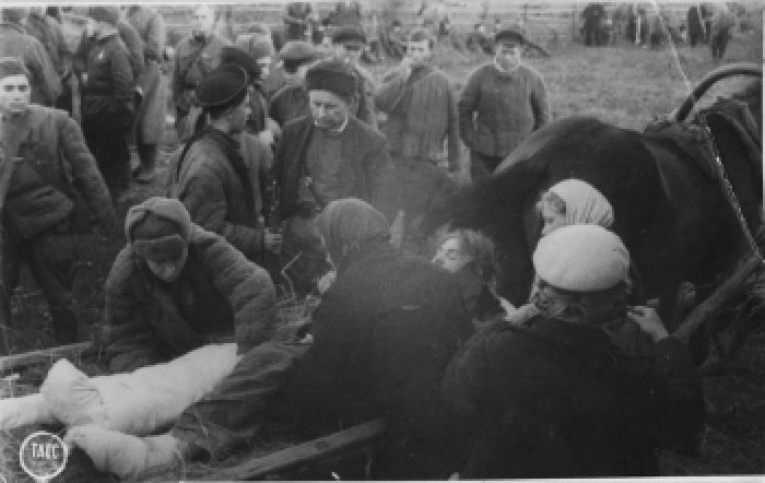 &Omicron;&iota; &Sigma;&omicron;&beta;&iota;&epsilon;&tau;&iota;&kappa;&omicron;ί &pi;&alpha;&rho;&tau;&iota;&zeta;ά&nu;&omicron;&iota; &kappa;&alpha;&tau;ά &tau;&eta; &delta;&iota;ά&rho;&kappa;&epsilon;&iota;&alpha; &tau;&omicron;&upsilon; &iota;&mu;&pi;&epsilon;&rho;&iota;&alpha;&lambda;&iota;&sigma;&tau;&iota;&kappa;&omicron;ύ &Beta;΄ &Pi;&alpha;&gamma;&kappa;&omicron;&sigma;&mu;ί&omicron;&upsilon; &Pi;&omicron;&lambda;έ&mu;&omicron;&upsilon;