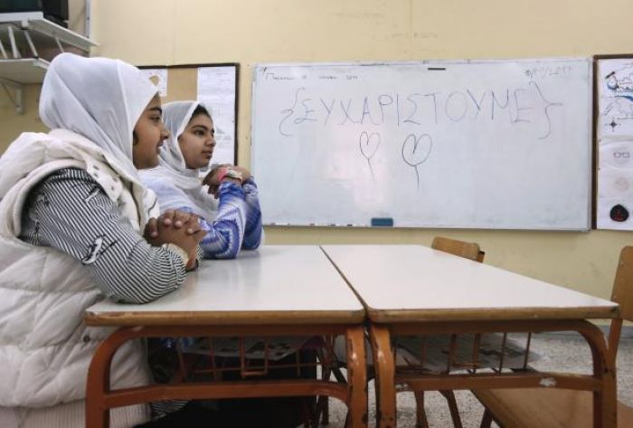 &Alpha;&theta;ή&nu;&alpha;: &Omicron; &Mu;&pi;&alpha;&kappa;&omicron;&gamma;&iota;ά&nu;&nu;&eta;&sigmaf; &beta;ά&zeta;&epsilon;&iota; &lambda;&omicron;&upsilon;&kappa;έ&tau;&omicron; &sigma;&tau;&omicron; &kappa;&upsilon;&rho;&iota;&alpha;&kappa;ά&tau;&iota;&kappa;&omicron; &sigma;&chi;&omicron;&lambda;&epsilon;ί&omicron; &gamma;&iota;&alpha; &pi;&alpha;&iota;&delta;&iota;ά &mu;&epsilon;&tau;&alpha;&nu;&alpha;&sigma;&tau;ώ&nu;!