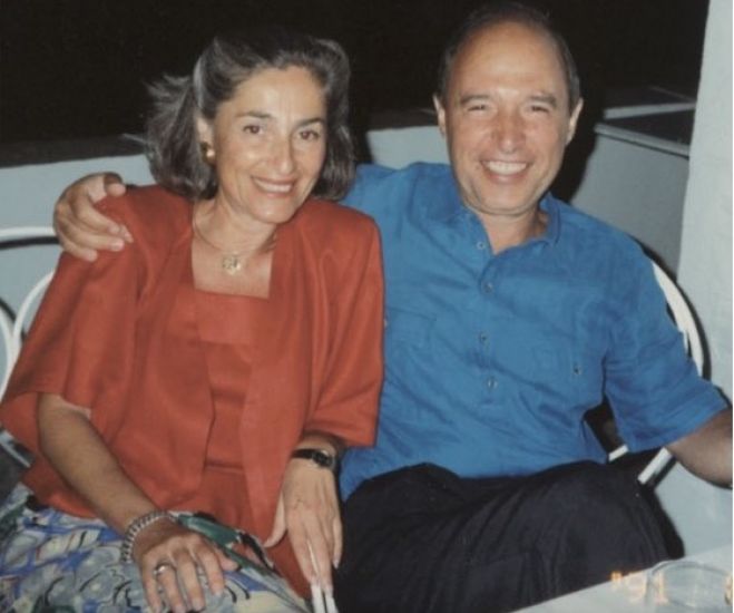 &Eta; &epsilon;&kappa;&delta;&eta;&mu;ί&alpha; &Sigma;&eta;&mu;ί&tau;&eta; &kappa;&alpha;&iota; &eta; &upsilon;&pi;έ&rho;&beta;&alpha;&sigma;&eta; &tau;&omicron;&upsilon; &epsilon;&lambda;&lambda;&eta;&nu;&iota;&kappa;&omicron;ύ &mu;έ&tau;&rho;&omicron;&upsilon;