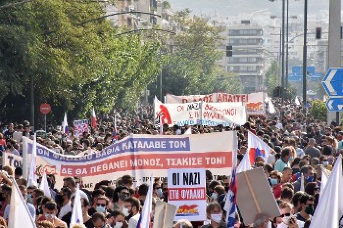 &Mu;&epsilon; &tau;&omicron;&nu; &phi;&alpha;&sigma;&iota;&sigma;&mu;ό &delta;&epsilon;&nu; &xi;&epsilon;&mu;&pi;&epsilon;&rho;&delta;&epsilon;ύ&omicron;&upsilon;&mu;&epsilon; ό&sigma;&omicron; &upsilon;&pi;ά&rho;&chi;&epsilon;&iota; &tau;&omicron; &sigma;ύ&sigma;&tau;&eta;&mu;&alpha; &pi;&omicron;&upsilon; &tau;&omicron;&nu; &gamma;&epsilon;&nu;&nu;ά