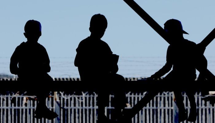 &Epsilon;&lambda;&lambda;ά&delta;&alpha;: &Phi;&alpha;&sigma;&iota;&sigma;&tau;&omicron;&epsilon;&iota;&delta;ή &epsilon;&pi;&iota;&tau;έ&theta;&eta;&kappa;&alpha;&nu; &mu;&epsilon; &rho;ό&pi;&alpha;&lambda;&alpha; &sigma;&epsilon; &alpha;&nu;ή&lambda;&iota;&kappa;&omicron;&upsilon;&sigmaf; &pi;&rho;ό&sigma;&phi;&upsilon;&gamma;&epsilon;&sigmaf;