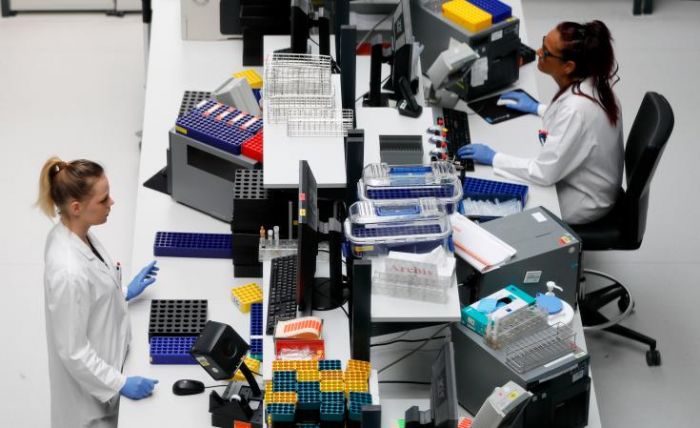 &Kappa;ύ&pi;&rho;&omicron;&sigmaf;: &Sigma;&tau;&alpha; 6 &alpha;&nu;ή&lambda;&theta;&alpha;&nu; &tau;&alpha; &nu;έ&alpha; &epsilon;&pi;&iota;&beta;&epsilon;&beta;&alpha;&iota;&omega;&mu;έ&nu;&alpha; &kappa;&rho;&omicron;ύ&sigma;&mu;&alpha;&tau;&alpha; &kappa;&omicron;&rho;&omega;&nu;&omicron;ϊ&omicron;ύ