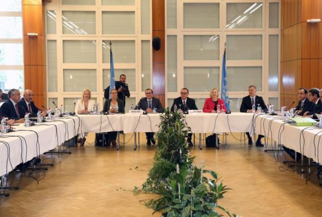 &Eta; &Delta;&iota;&kappa;&omicron;&iota;&nu;&omicron;&tau;&iota;&kappa;ή &Pi;&rho;&omega;&tau;&omicron;&beta;&omicron;&upsilon;&lambda;ί&alpha; &Epsilon;&iota;&rho;ή&nu;&eta;&sigmaf; - &Epsilon;&nu;&omega;&mu;έ&nu;&eta; &Kappa;ύ&pi;&rho;&omicron;&sigmaf; &sigma;&upsilon;&nu;&alpha;&nu;&tau;ή&theta;&eta;&kappa;&epsilon; &mu;&epsilon; &tau;&omicron;&nu; &epsilon;&pi;&iota;&kappa;&epsilon;&phi;&alpha;&lambda;ή&sigmaf; &alpha;&nu;&tau;&iota;&pi;&rho;&omicron;&sigma;&omega;&pi;&epsilon;ί&alpha;&sigmaf; &Kappa;&omicron;&mu;&iota;&sigma;&iota;ό&nu;